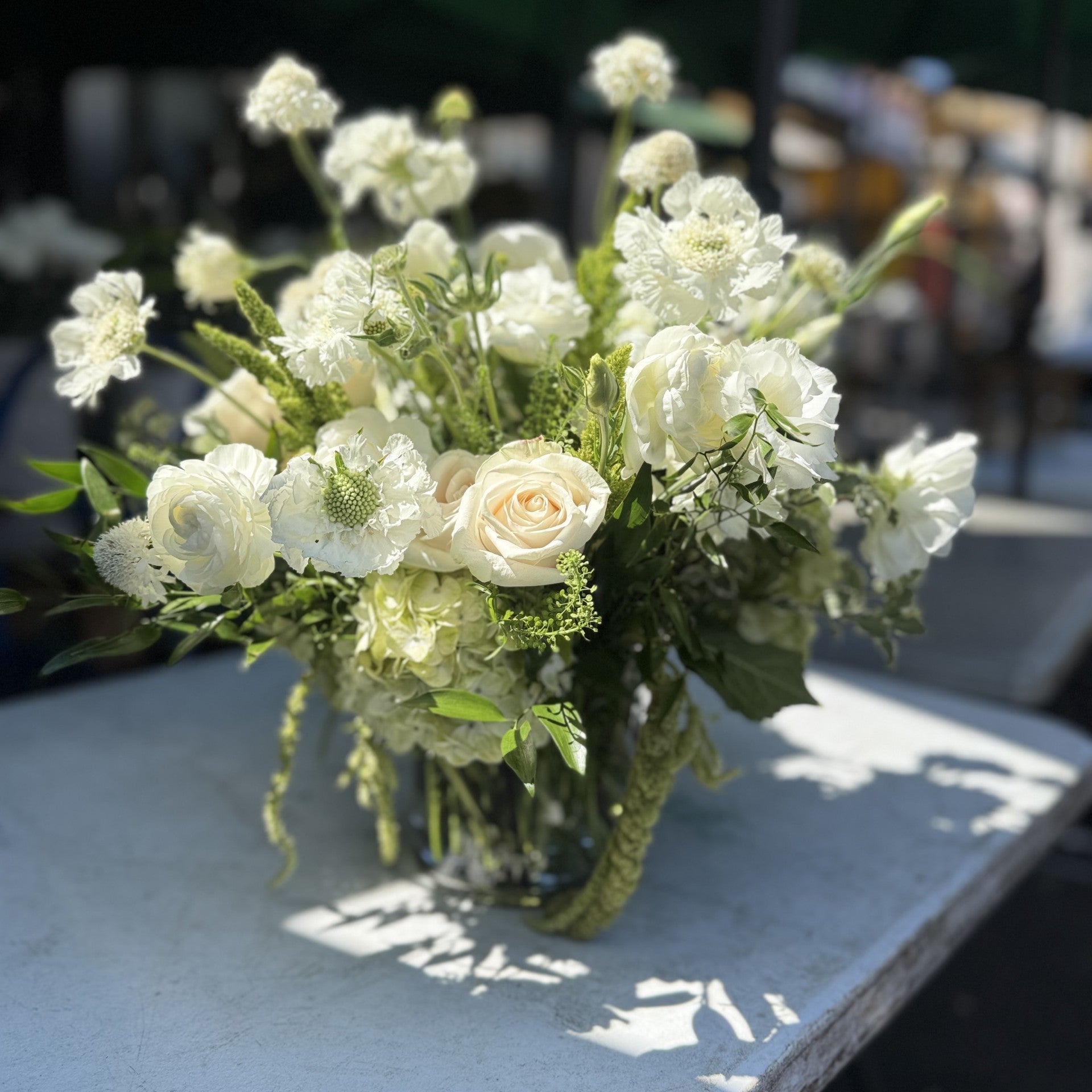 Ivory Garden Rose & Ranunculas Arrangement | White Bouquet- Same Day| DTLA Flower Delivery
